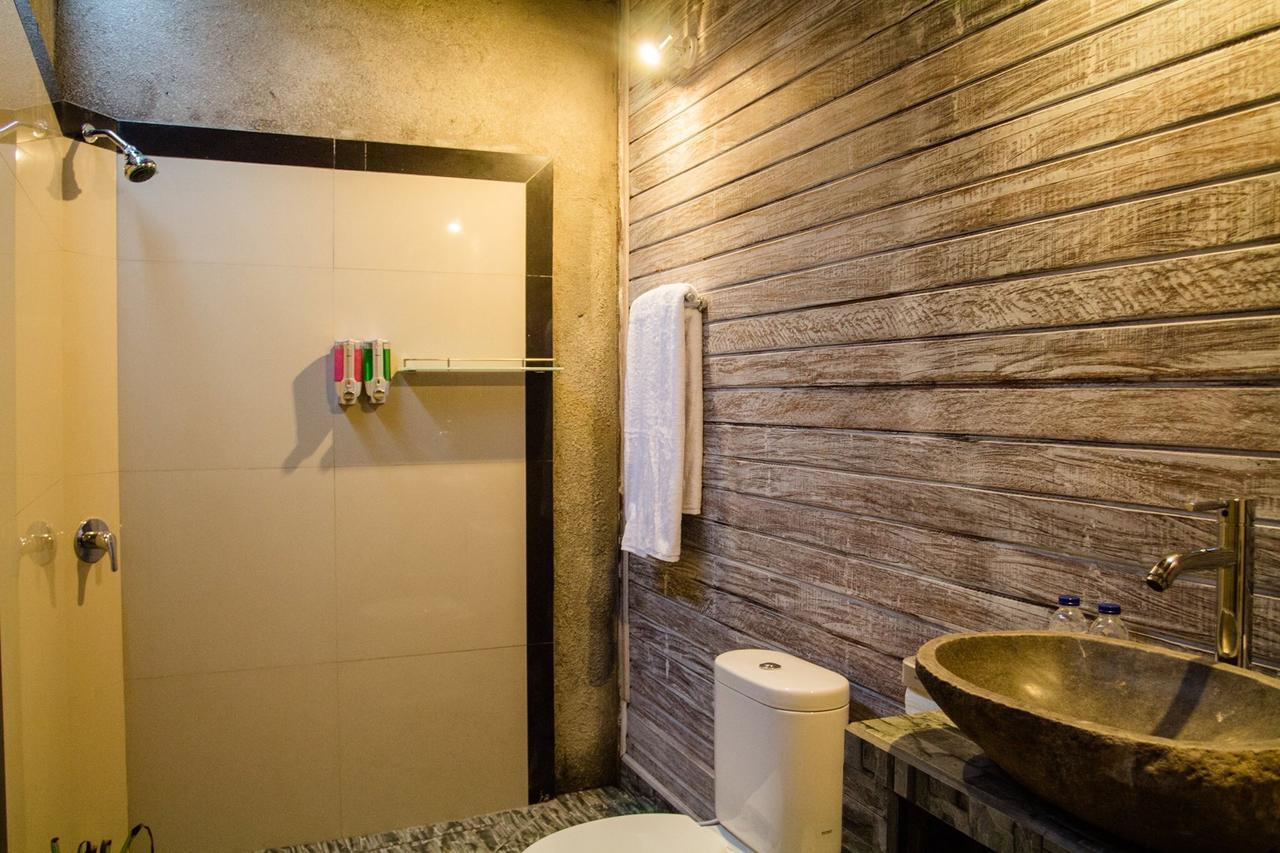 The Syron Huts Lembongan Hotel Ngoại thất bức ảnh