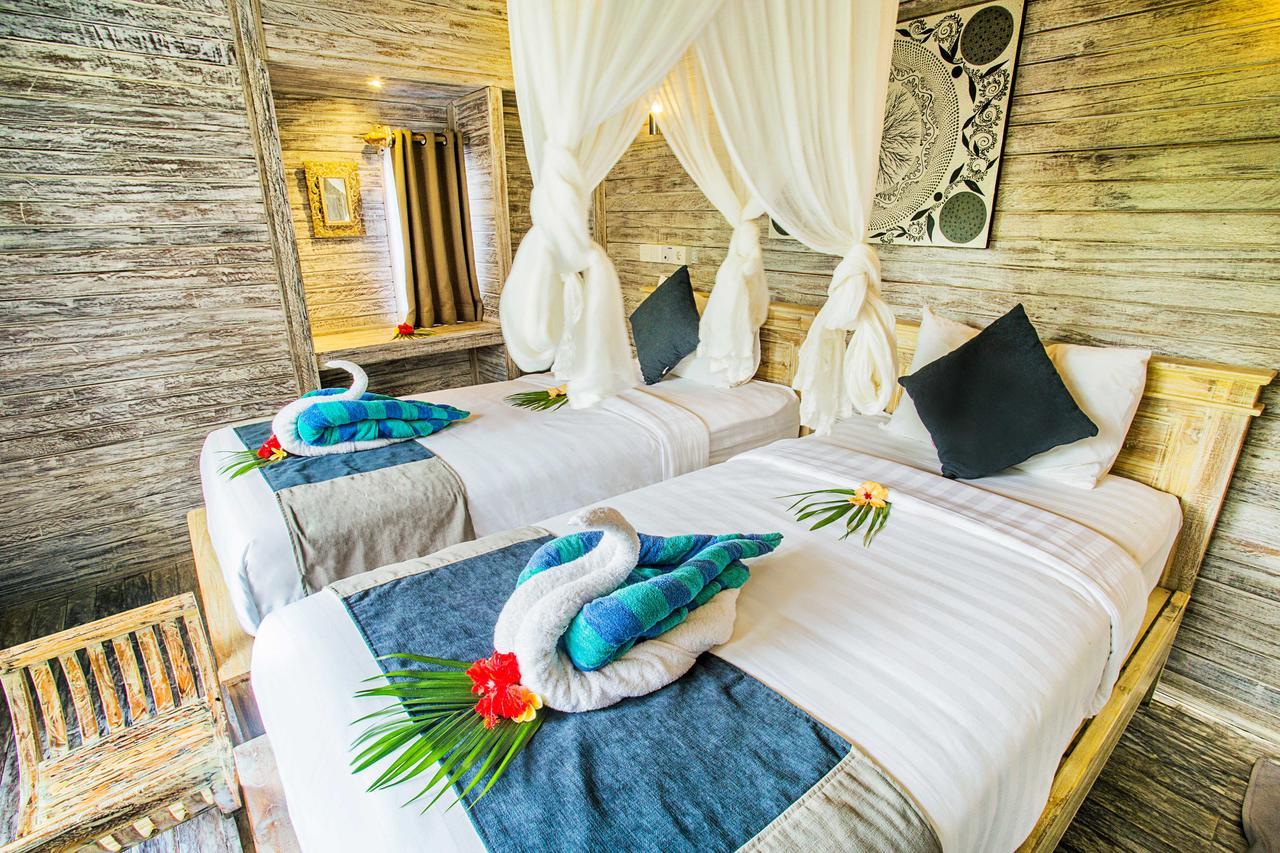 The Syron Huts Lembongan Hotel Ngoại thất bức ảnh