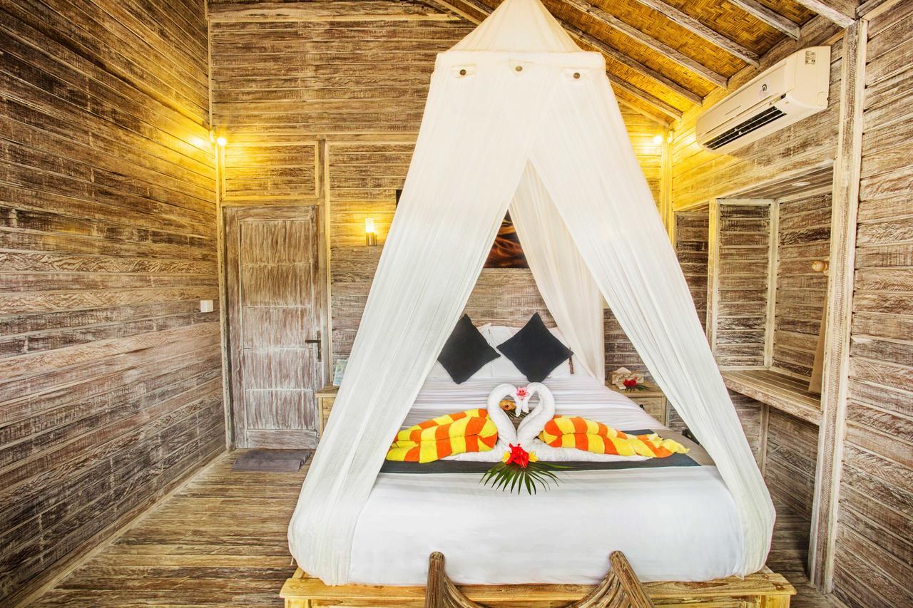 The Syron Huts Lembongan Hotel Ngoại thất bức ảnh