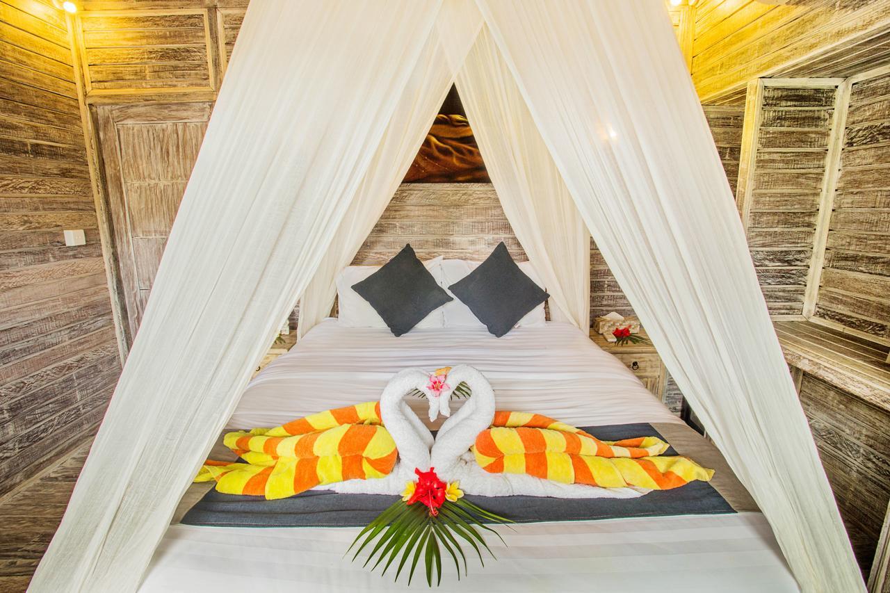 The Syron Huts Lembongan Hotel Ngoại thất bức ảnh